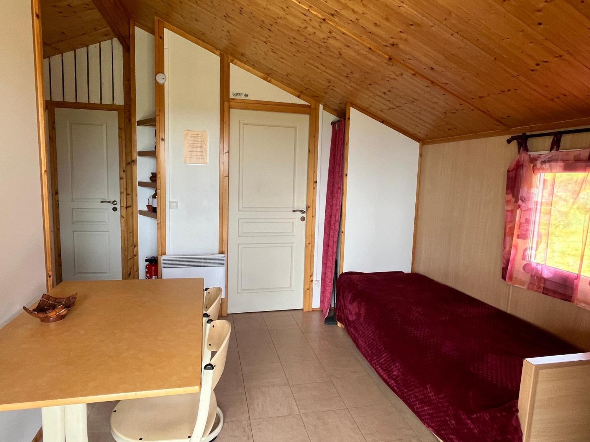 Les Chalets Du Piou Bussieres  エクステリア 写真