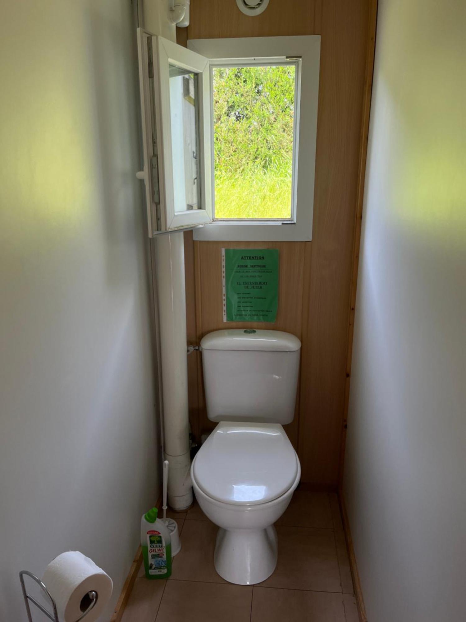 Les Chalets Du Piou Bussieres  エクステリア 写真
