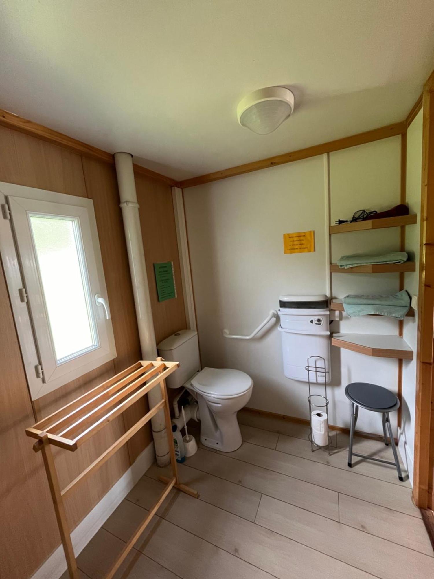 Les Chalets Du Piou Bussieres  エクステリア 写真